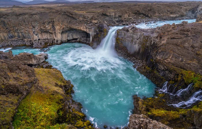 Aldeyjarfoss from sideview, September 2018